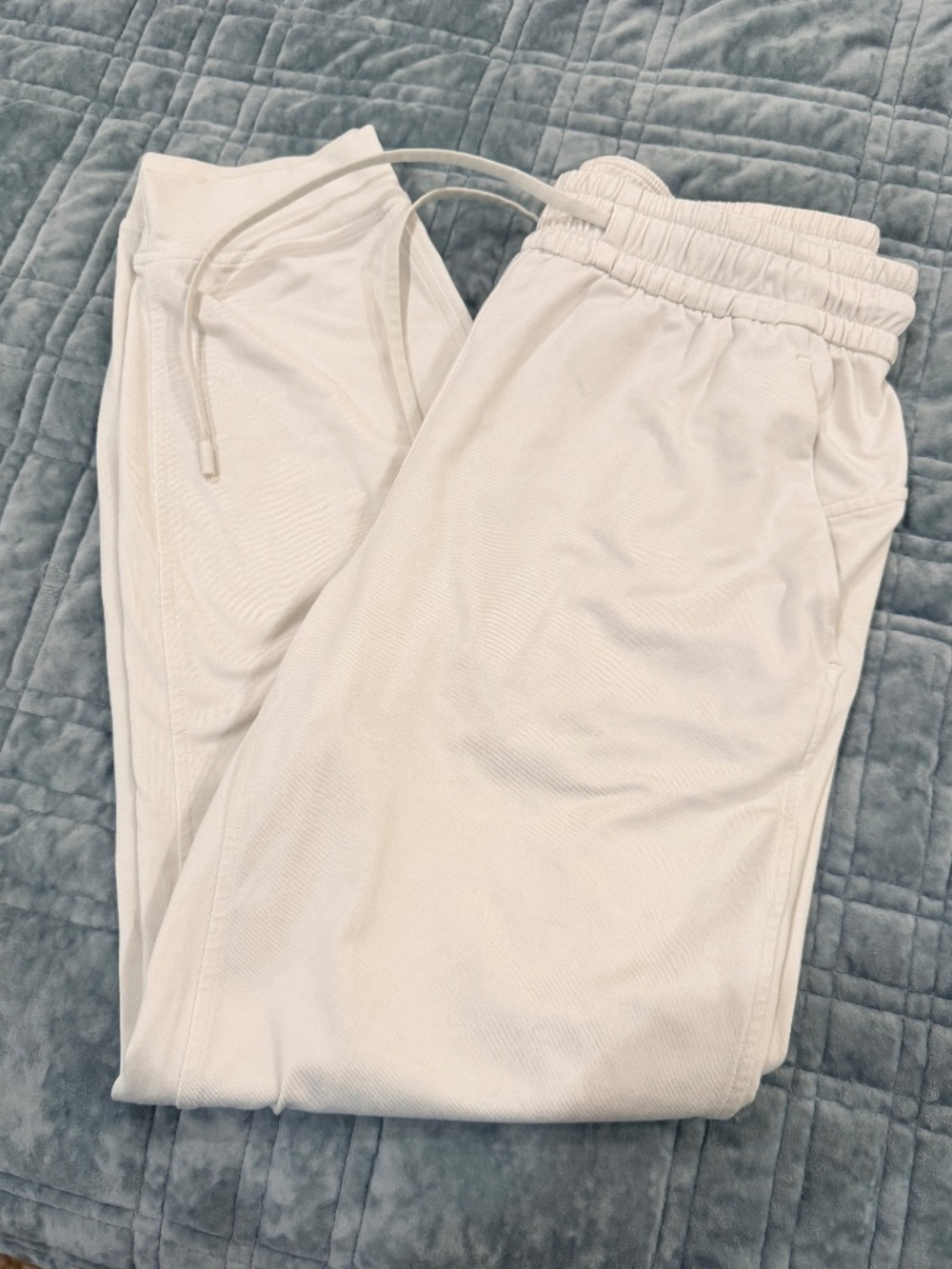 Lululemon Cream Sweatpants - Size 4